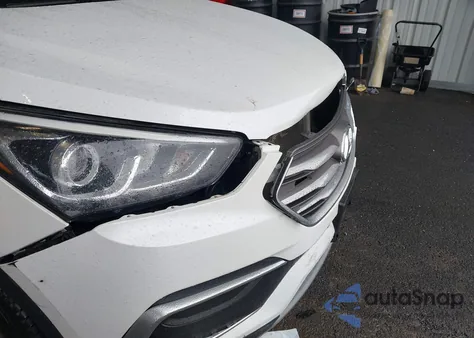 2018 Hyundai Santa Fe Sport 2.4L from USA, damaged, VIN 5NMZTDLB7JH088582